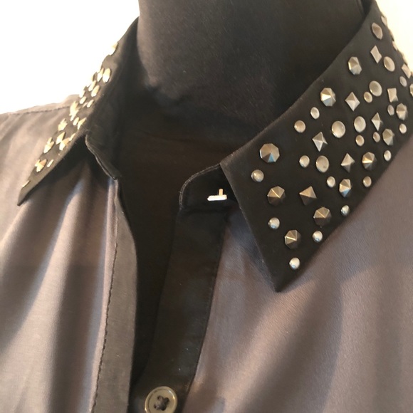 Top - Picture 2 of 5